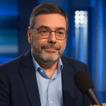 Andrea Vianello lascia la Rai: una decisione di dignità e protesta 21 Andrea Vianello lascia la Rai, il giornalista intervistato in studio televisivo