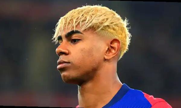 Lamine Yamal con nuovo look prima della finale di Coppa del Re 2025