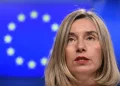 Federica Mogherini e Stefano Sannino rilasciati nella notte: liberi ma indagati per corruzione 7 Federica Mogherini fermata a Bruxelles: l'ex Alto Rappresentante UE al centro dell'inchiesta su frode e corruzione al Collegio d'Europa.