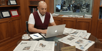 Rassegna stampa 07 dicembre 2025: panoramica delle prime pagine dei quotidiani italiani con i titoli su Musk, l'Inter e il ritorno di Spalletti a Napoli.